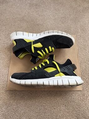 Nike Huarache Free Run 2012